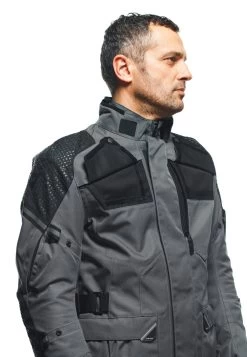 Dainese Ladakh 3L D-Dry Jacket -Best Motorcycle Equipment ladakh 3l d dry 5f8796c1 e94b 45ad a316 1ceef82c2c3e