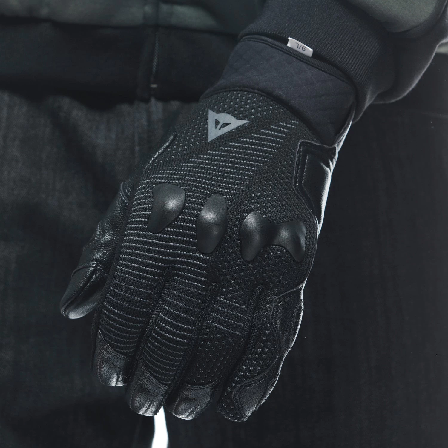 Dainese Unruly Ergo-Tek Gloves 10 Dainese Unruly Ergo-Tek Gloves - Image 10